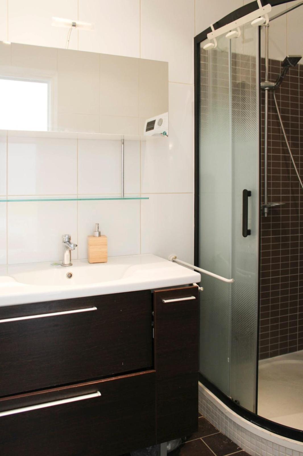 Design With Wifi In The Heart Of Apartment *
