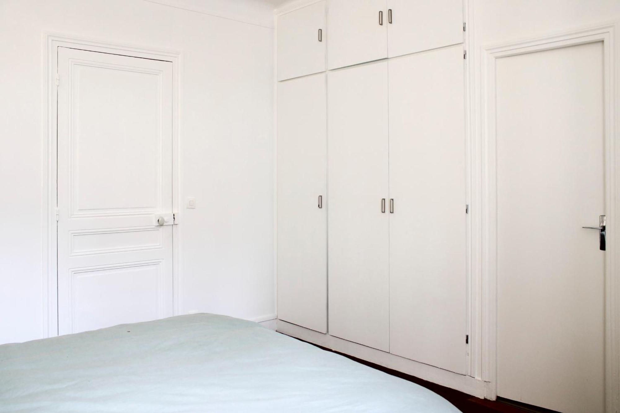 Design With Wifi In The Heart Of Apartment