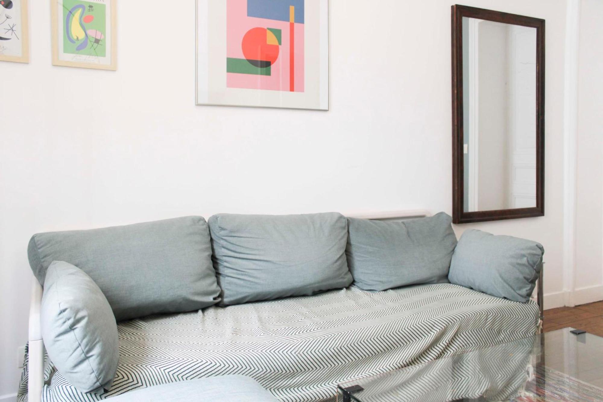 Design With Wifi In The Heart Of Apartment *